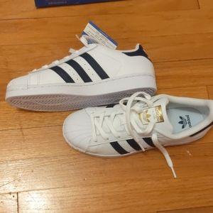Adidas Superstar